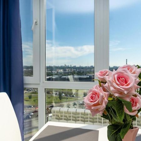 Fashionable Panoramic Apartments Dnieper. Obolon Київ Екстер'єр фото