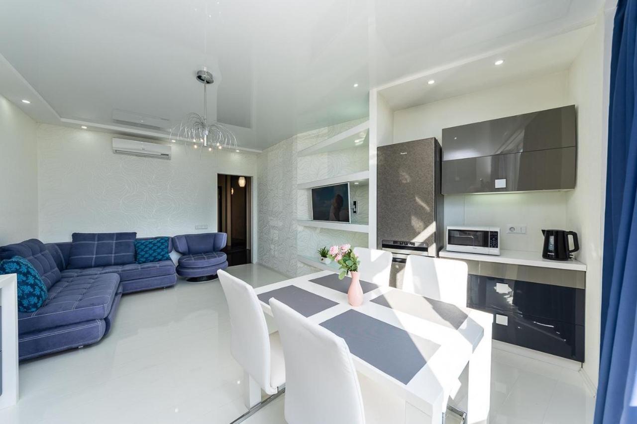 Fashionable Panoramic Apartments Dnieper. Obolon Київ Екстер'єр фото