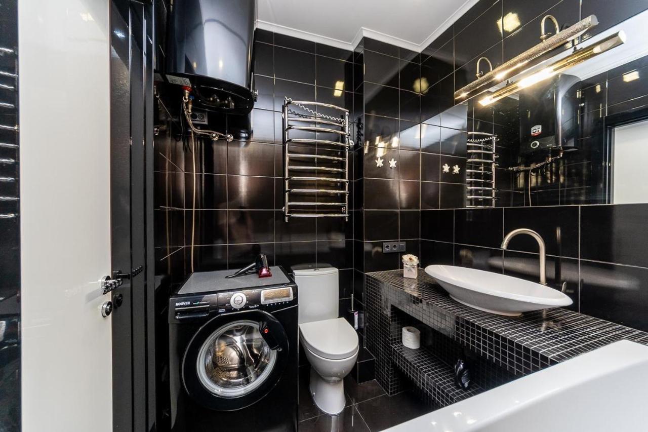 Fashionable Panoramic Apartments Dnieper. Obolon Київ Екстер'єр фото
