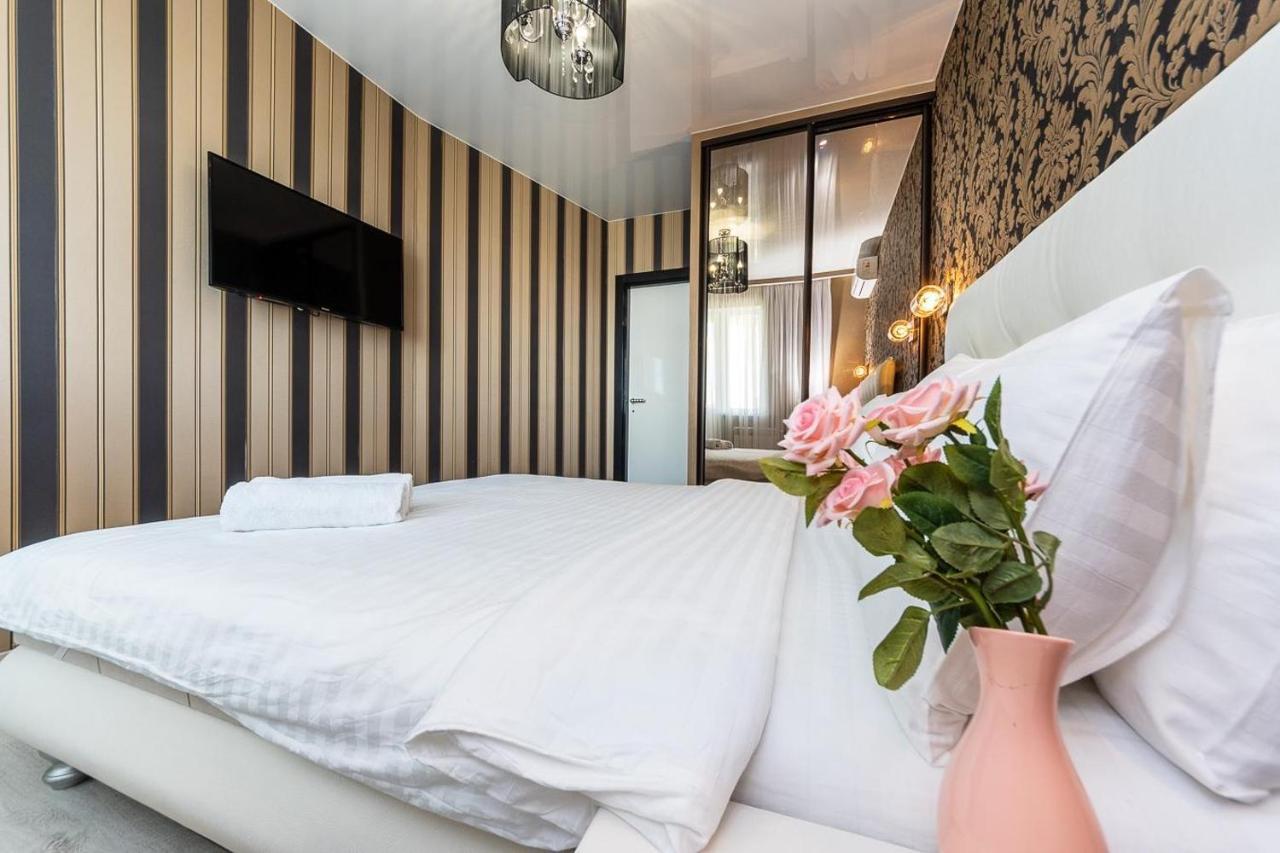 Fashionable Panoramic Apartments Dnieper. Obolon Київ Екстер'єр фото